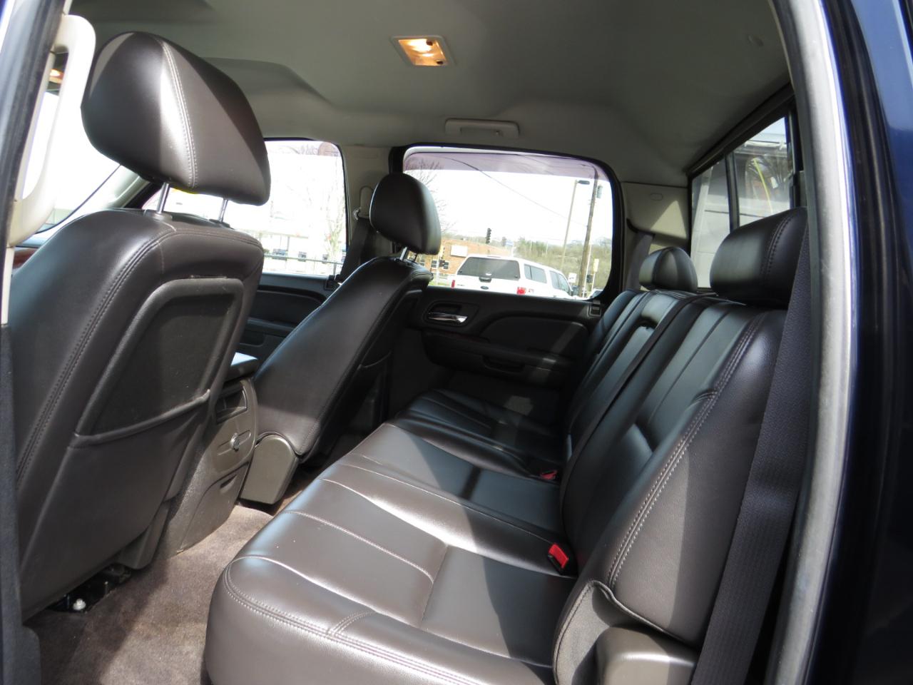 Chevrolet Silverado 1500 4WD Crew Cab 143.5" LTZ 2011