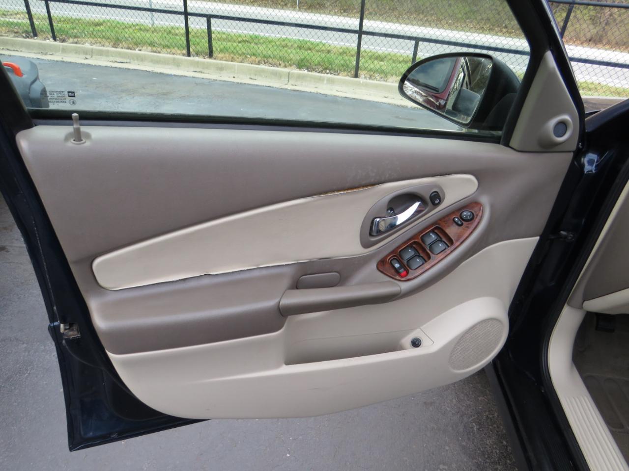 Chevrolet Malibu 4dr Sdn LT 2004