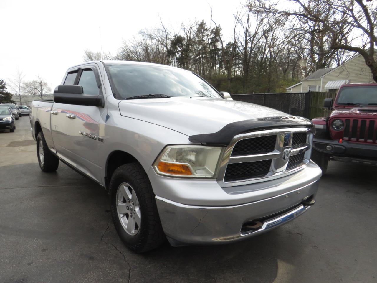 RAM 1500 4WD Quad Cab 140.5" SLT 2011