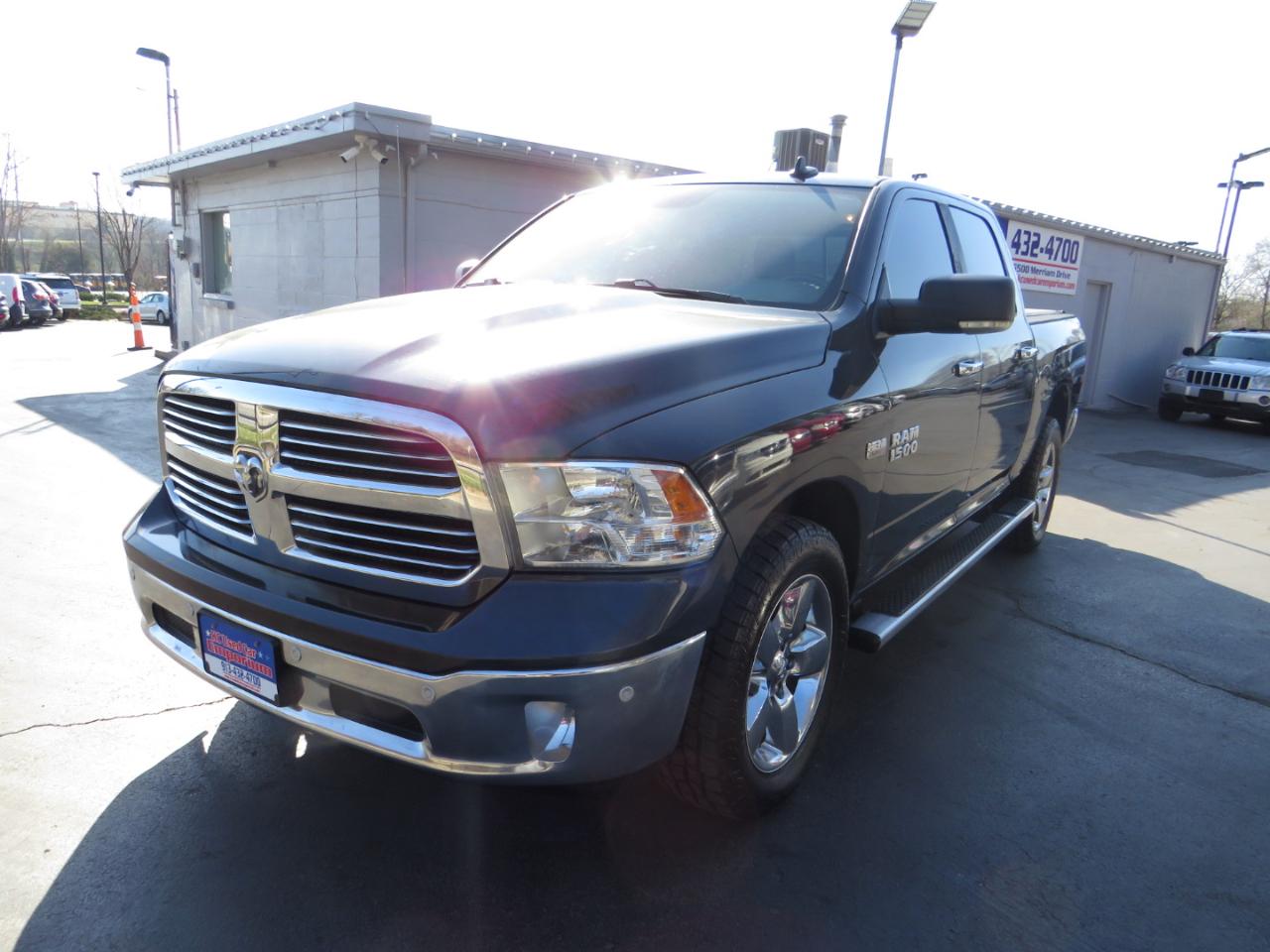 RAM 1500 4WD Crew Cab 140.5" Big Horn 2016