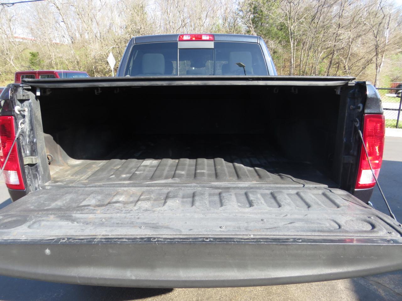 RAM 1500 4WD Crew Cab 140.5" Big Horn 2016