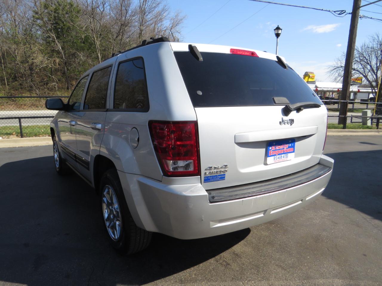 Jeep Grand Cherokee 4dr Laredo 4WD 2006