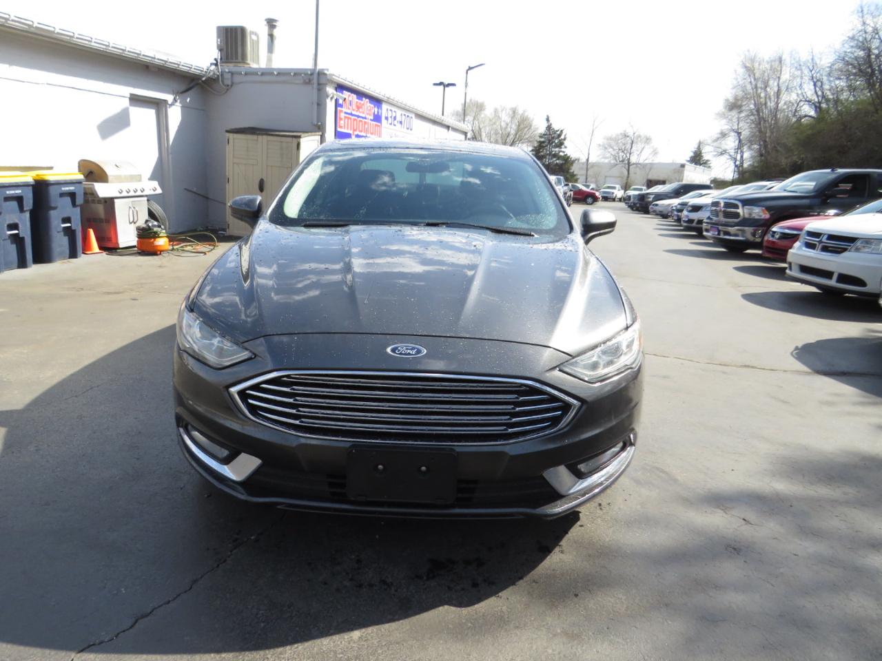 Ford Fusion SE FWD 2018