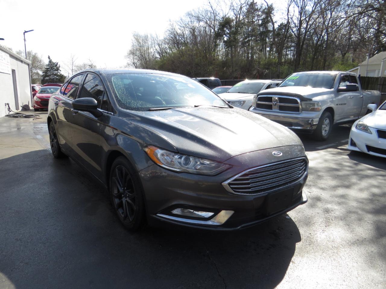 Ford Fusion SE FWD 2018