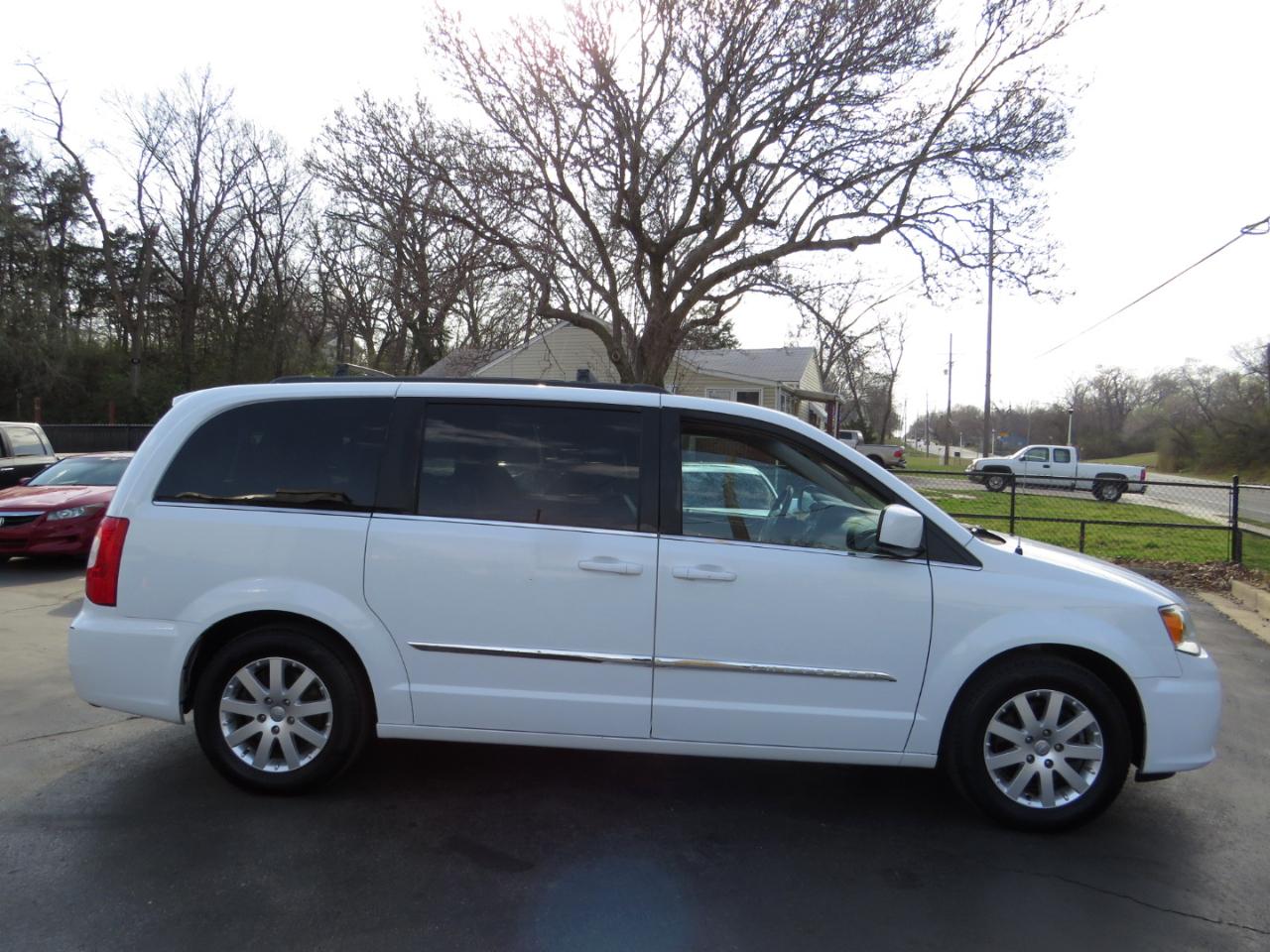 Chrysler Town & Country 4dr Wgn Touring 2015