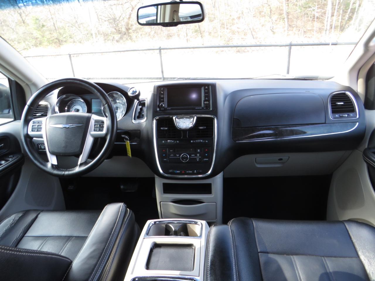 Chrysler Town & Country 4dr Wgn Touring 2015