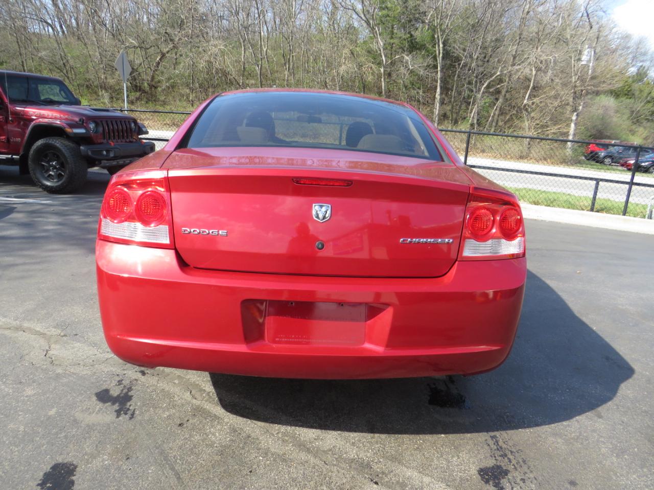 Dodge Charger 4dr Sdn SE RWD 2009