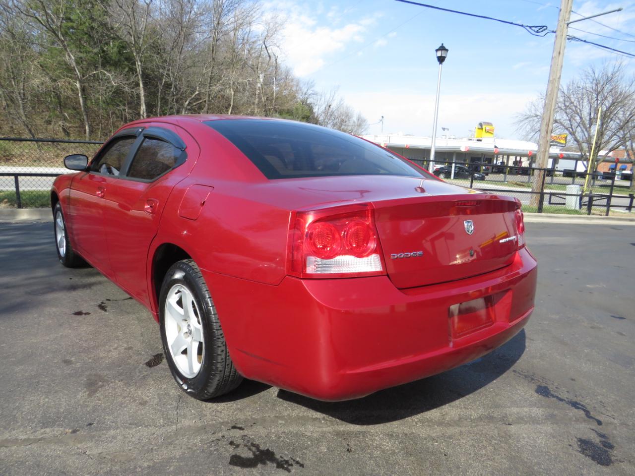 Dodge Charger 4dr Sdn SE RWD 2009