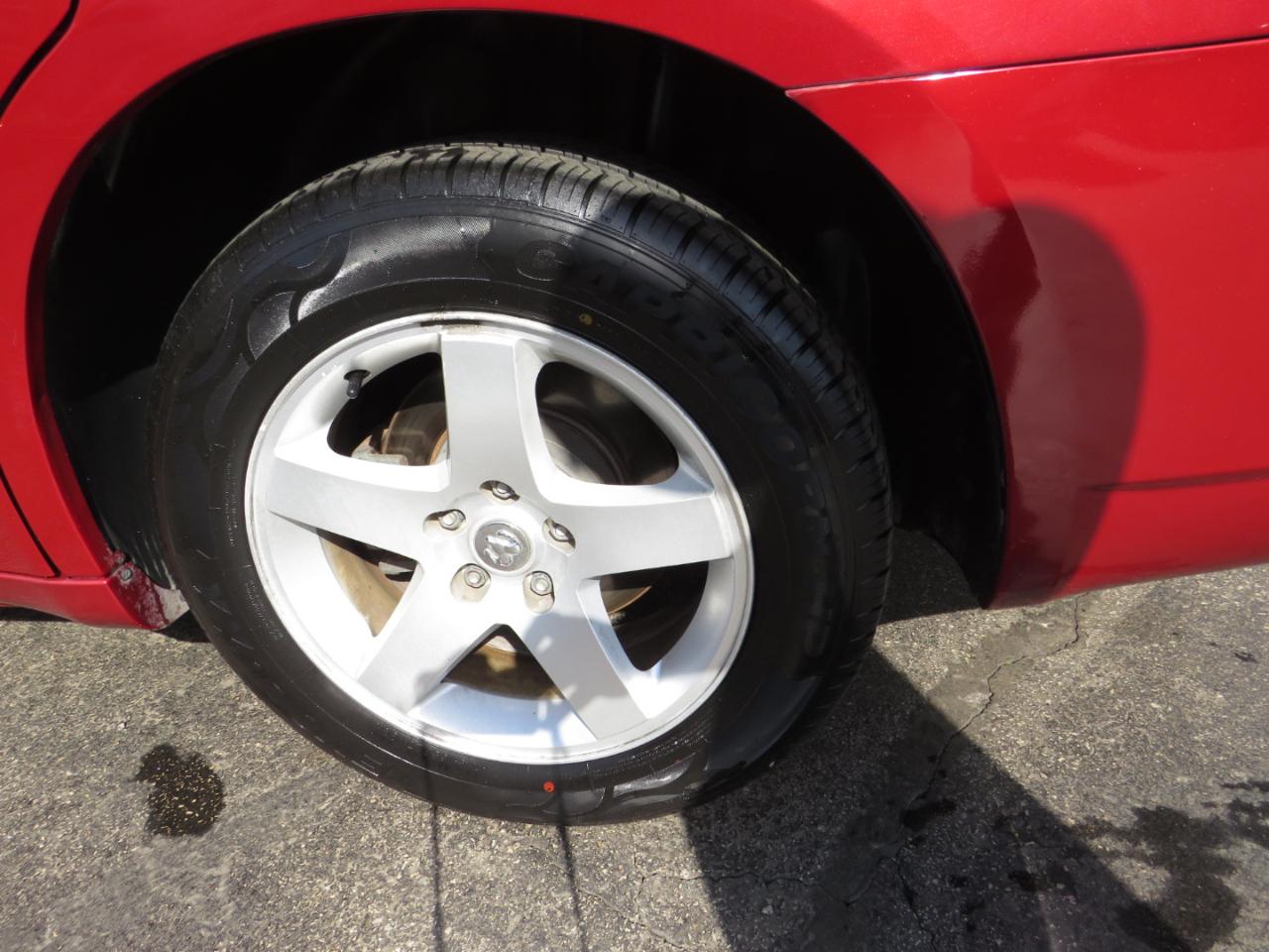 Dodge Charger 4dr Sdn SE RWD 2009