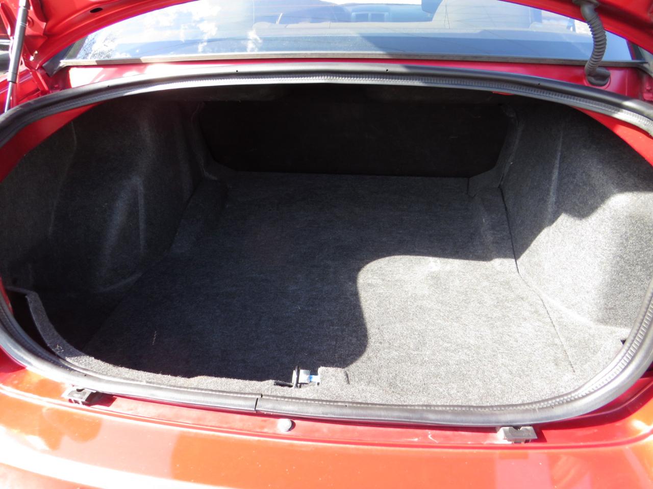 Dodge Charger 4dr Sdn SE RWD 2009