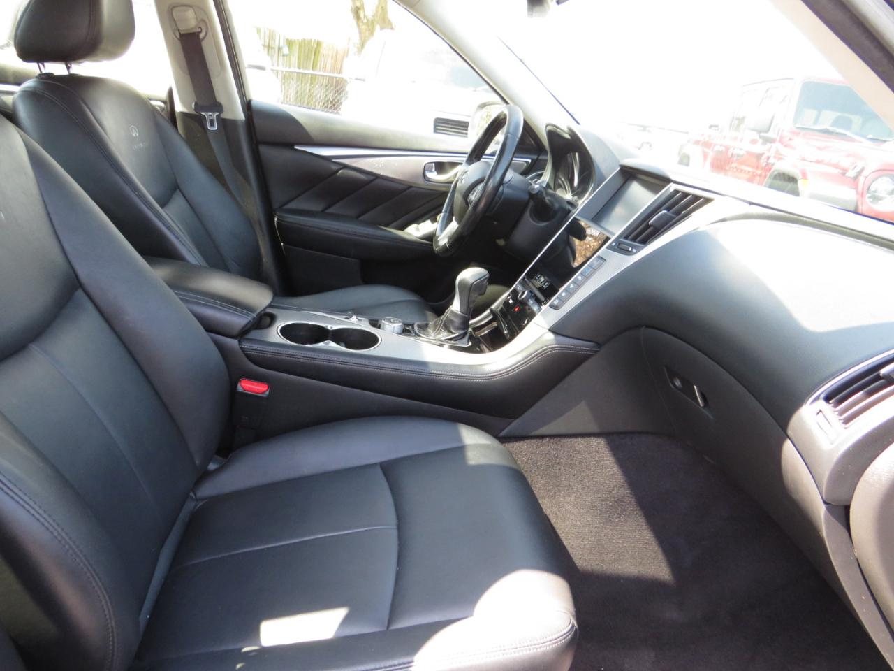 Infiniti Q50 4dr Sdn Premium AWD 2014