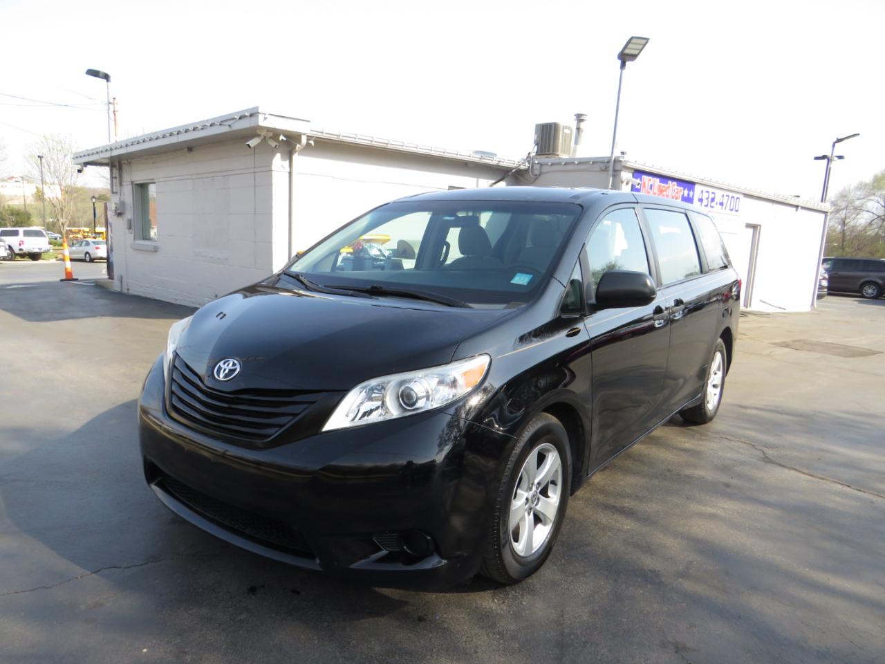 Toyota Sienna 5dr 7-Pass Van L FWD (Natl) 2015
