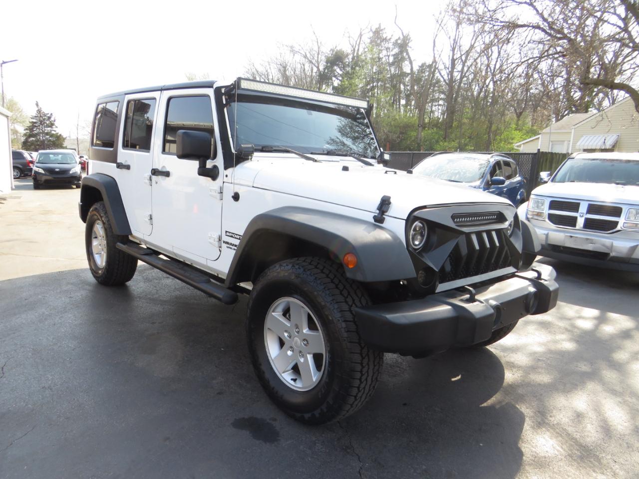 Jeep Wrangler Unlimited 4WD 4dr Sport 2012