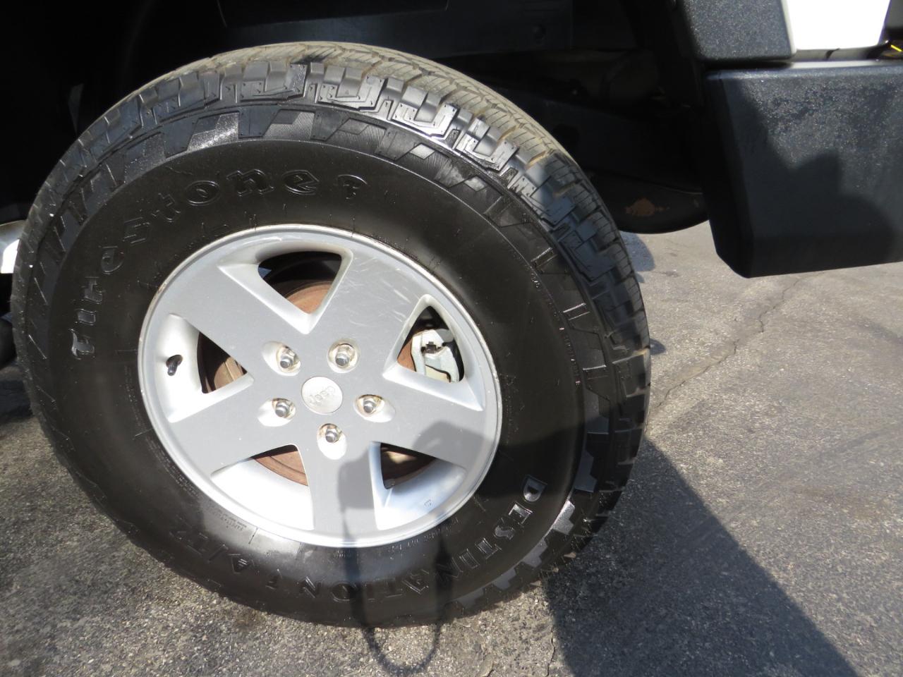 Jeep Wrangler Unlimited 4WD 4dr Sport 2012