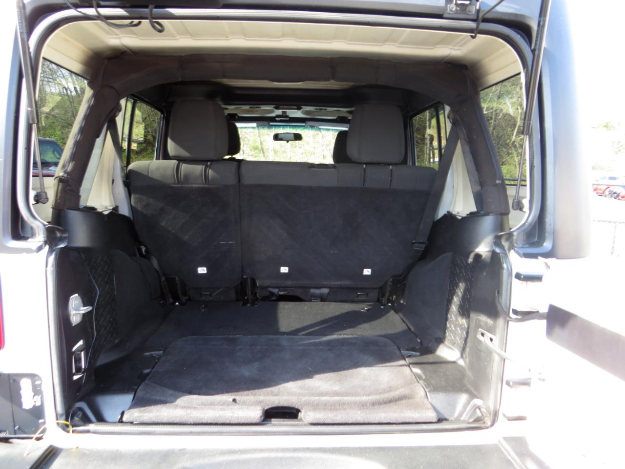 Jeep Wrangler Unlimited 4WD 4dr Sport 2012