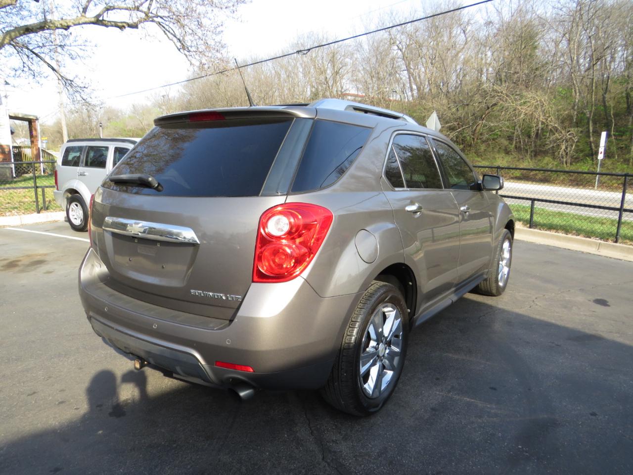 Chevrolet Equinox FWD 4dr LTZ 2011