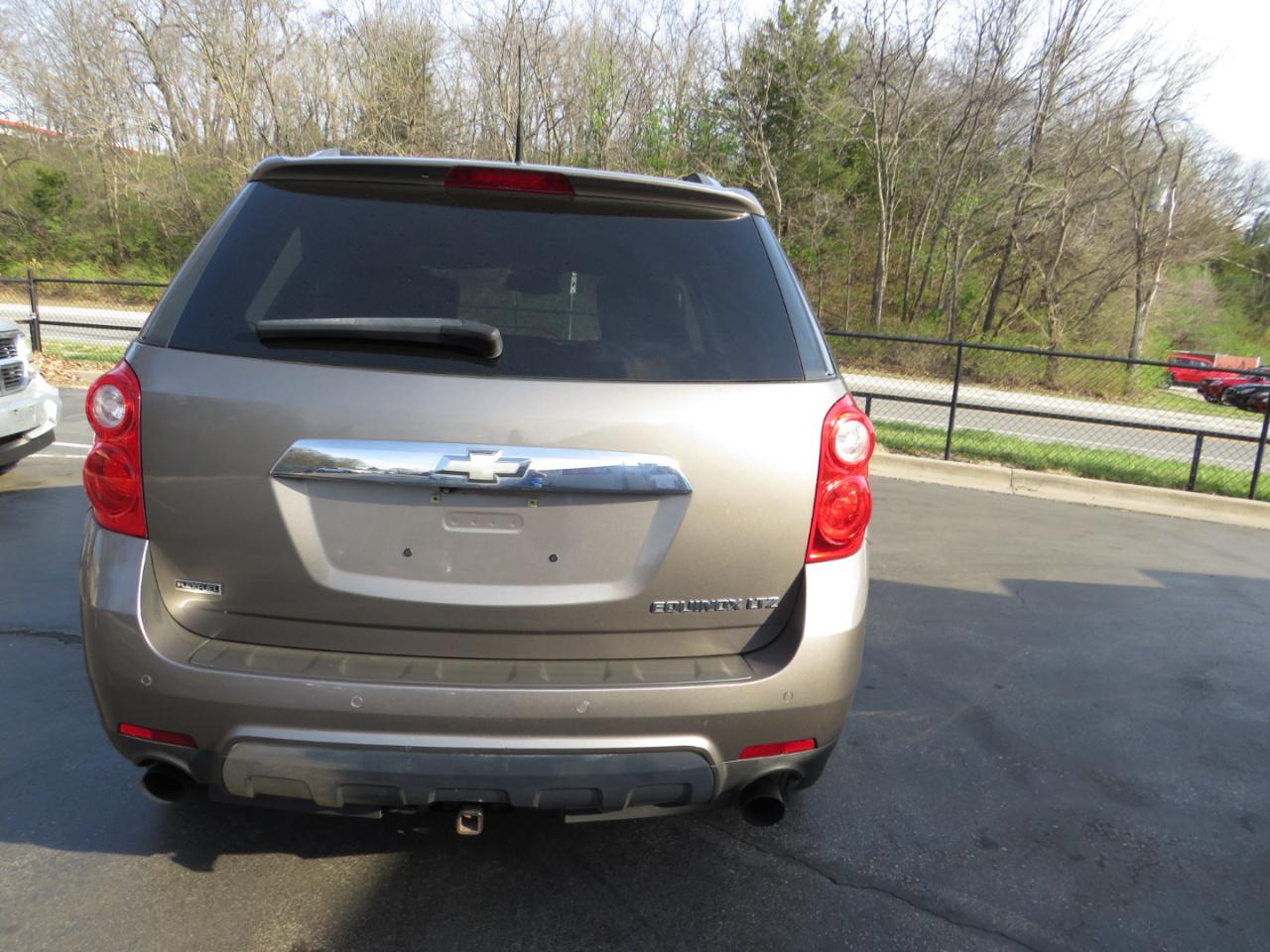 Chevrolet Equinox FWD 4dr LTZ 2011