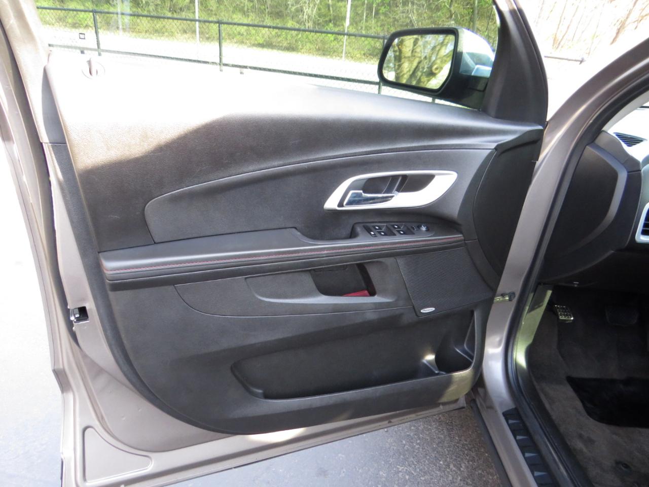 Chevrolet Equinox FWD 4dr LTZ 2011