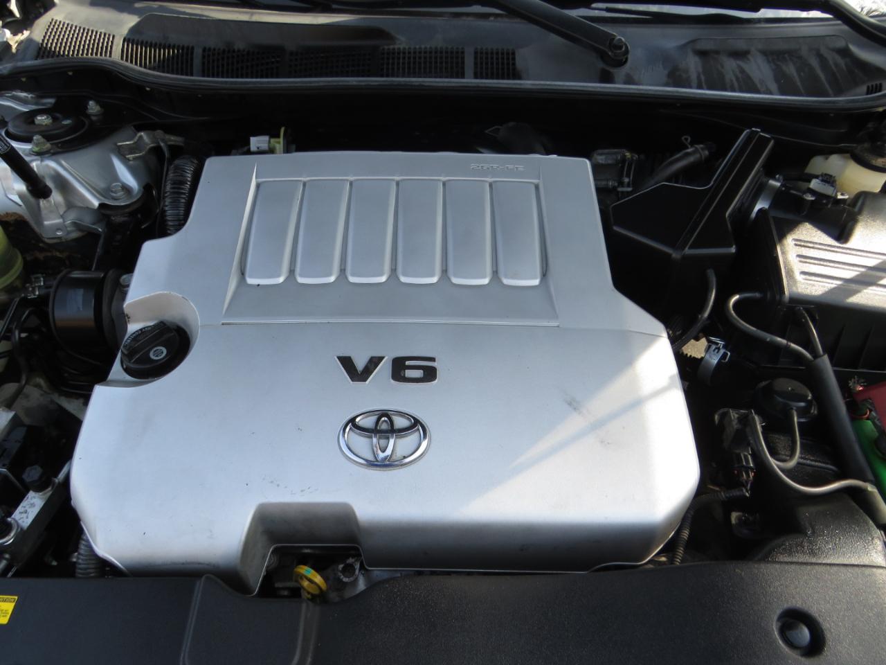 Toyota Camry 4dr Sdn V6 Auto XLE (Natl) 2011