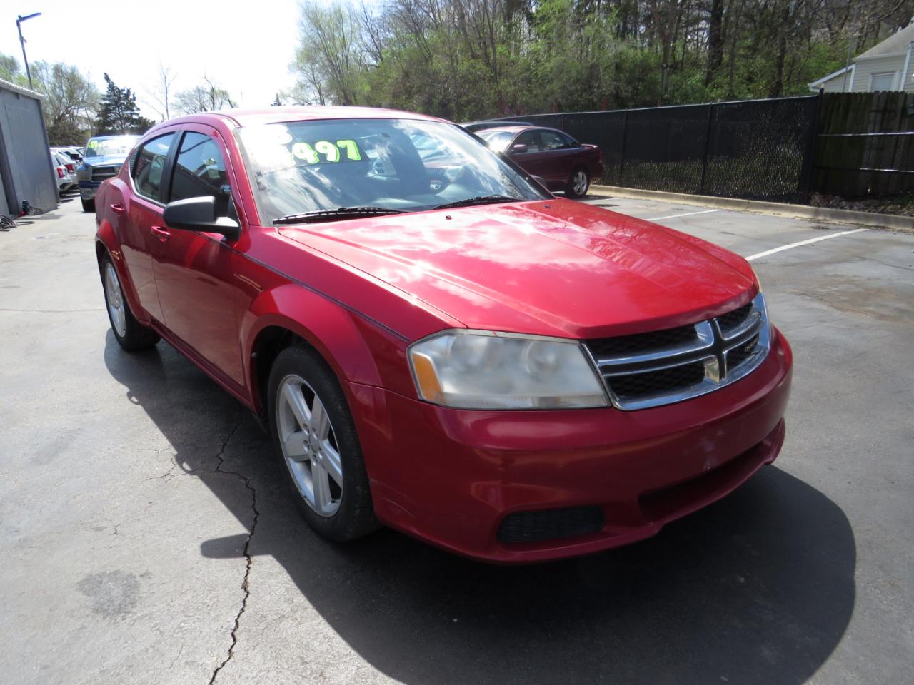 Dodge Avenger 4dr Sdn SE 2013