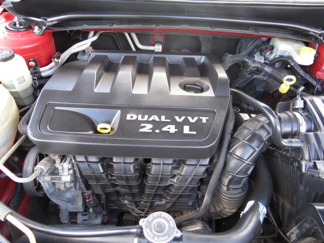 Dodge Avenger 4dr Sdn SE 2013