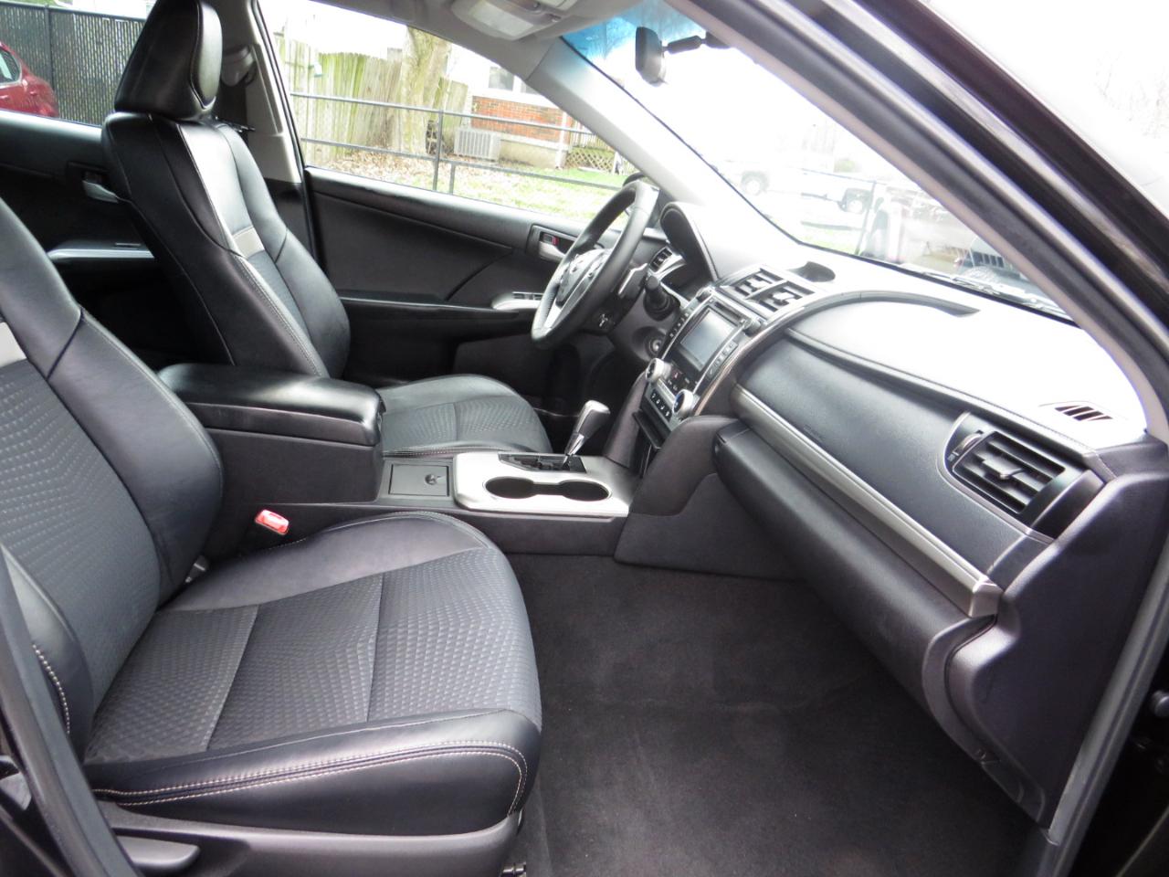 Toyota Camry 2014.5 4dr Sdn I4 Auto SE Sport (Natl) 2014