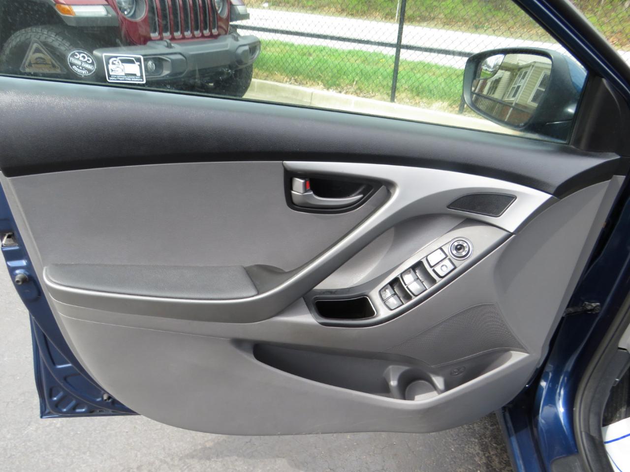 Hyundai Elantra 4dr Sdn Auto SE (Ulsan Plant) 2015