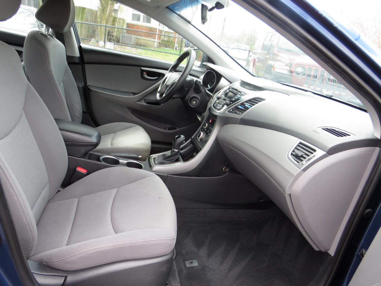 Hyundai Elantra 4dr Sdn Auto SE (Ulsan Plant) 2015