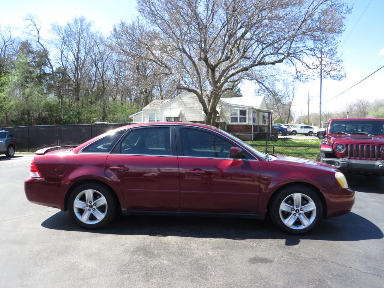 Mercury Montego 4dr Sdn 2WD Premier 2006