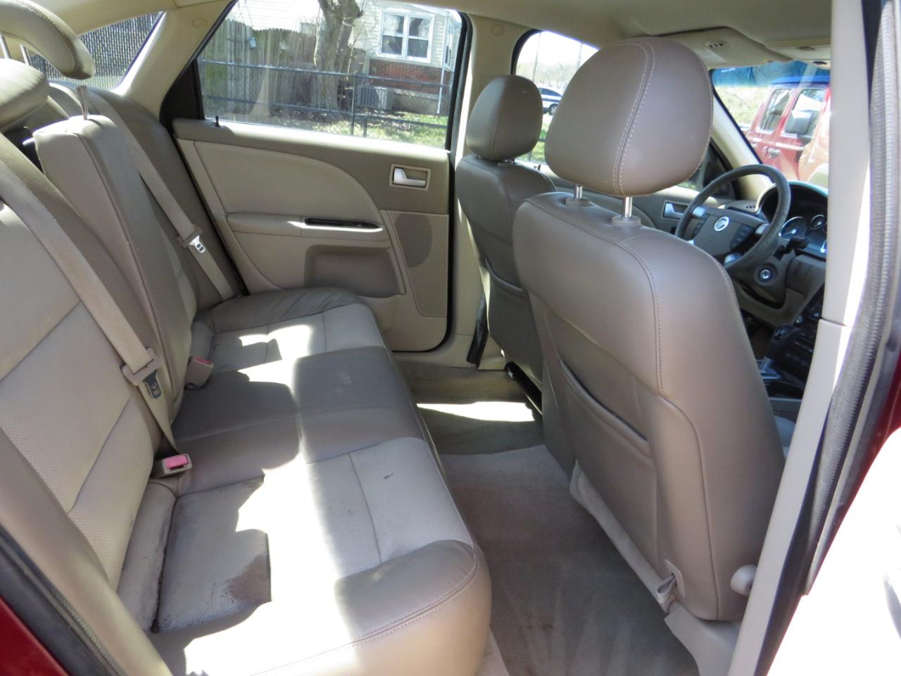 Mercury Montego 4dr Sdn 2WD Premier 2006