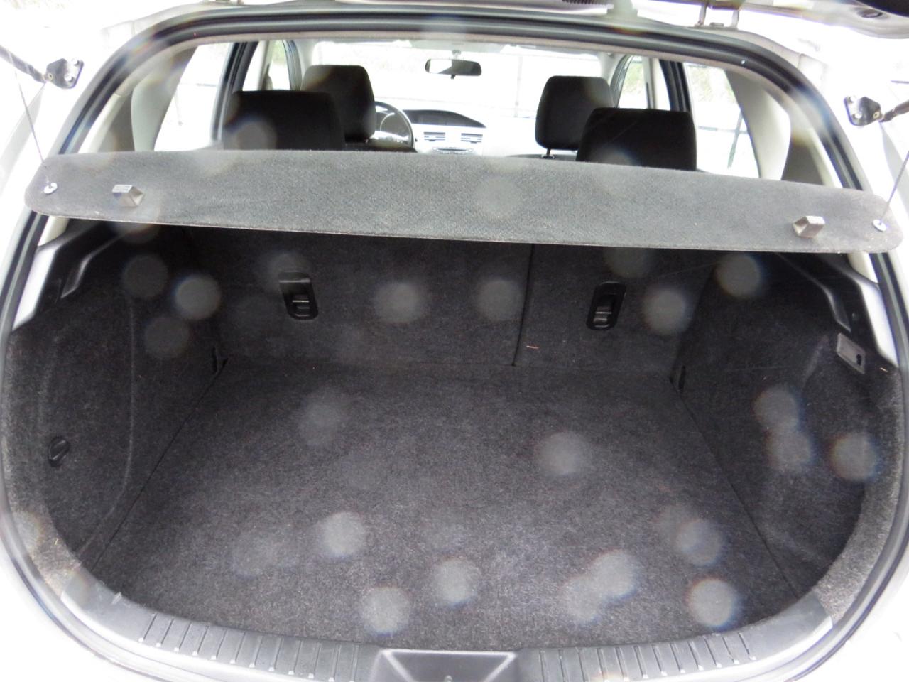 Mazda MAZDA3 5dr HB Auto i Touring 2012