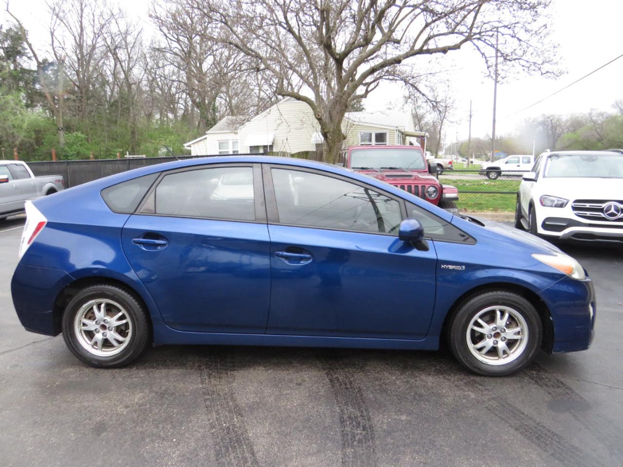 Toyota Prius 5dr HB III (Natl) 2011