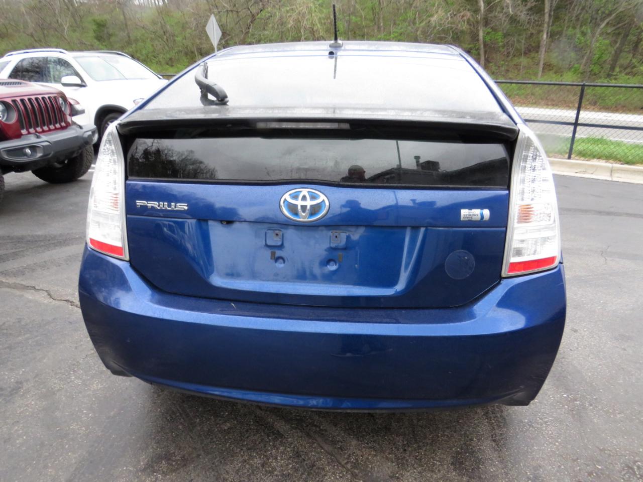 Toyota Prius 5dr HB III (Natl) 2011