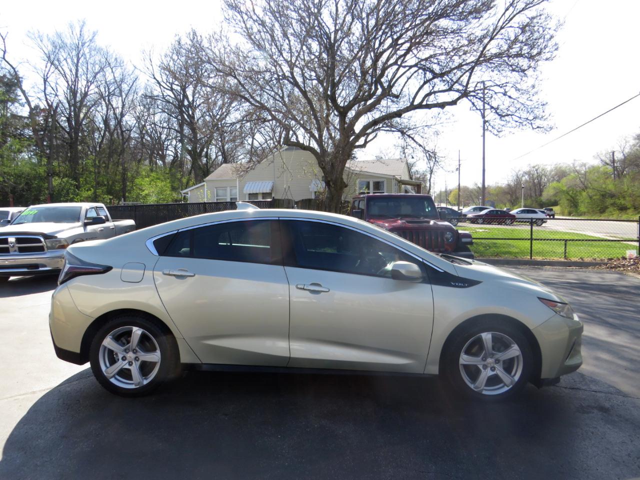 Chevrolet Volt 5dr HB LT 2017