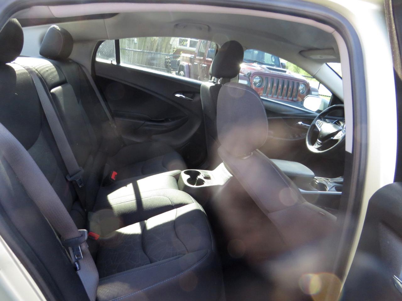 Chevrolet Volt 5dr HB LT 2017