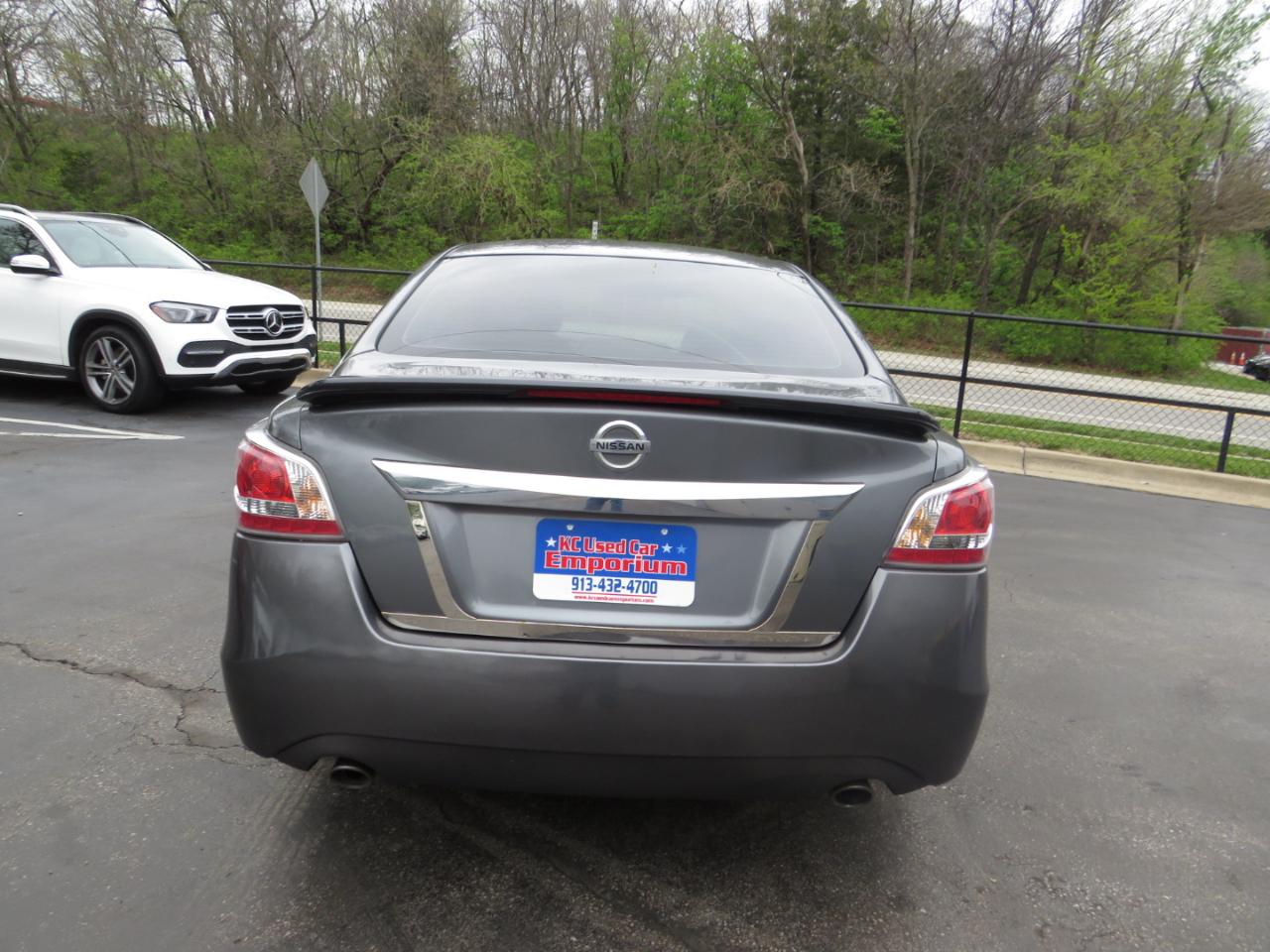 Nissan Altima 4dr Sdn I4 2.5 2014