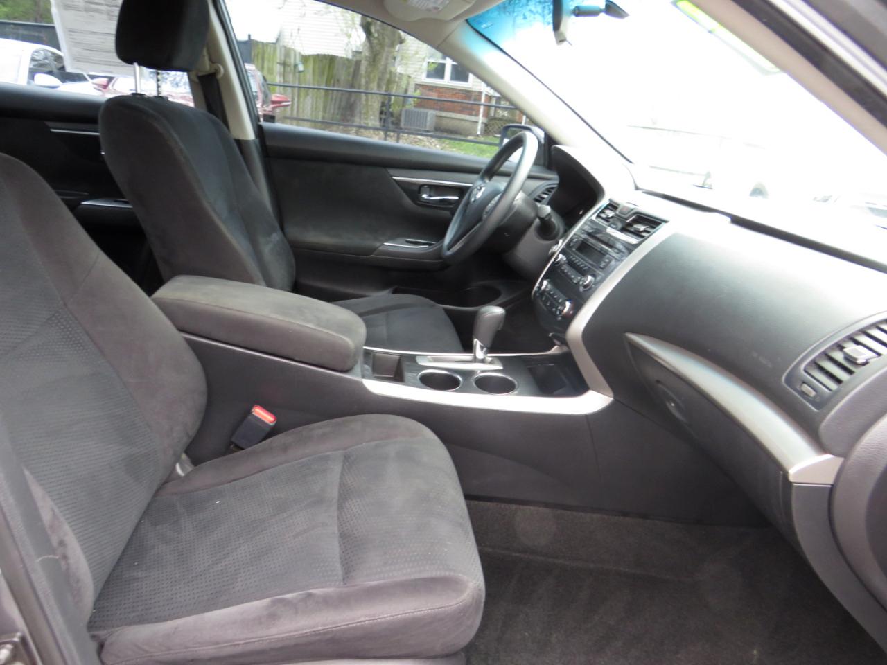 Nissan Altima 4dr Sdn I4 2.5 2014