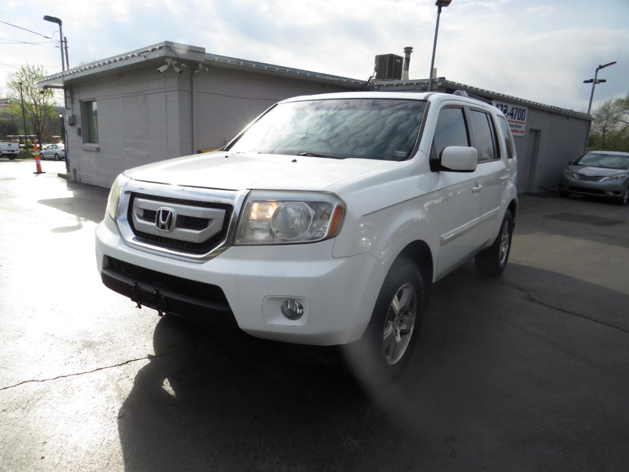 Honda Pilot 2WD 4dr EX-L w/Navi 2011