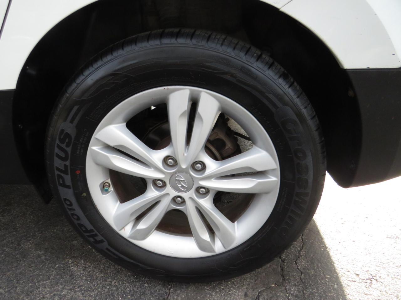 Hyundai Tucson FWD 4dr Auto GLS 2012