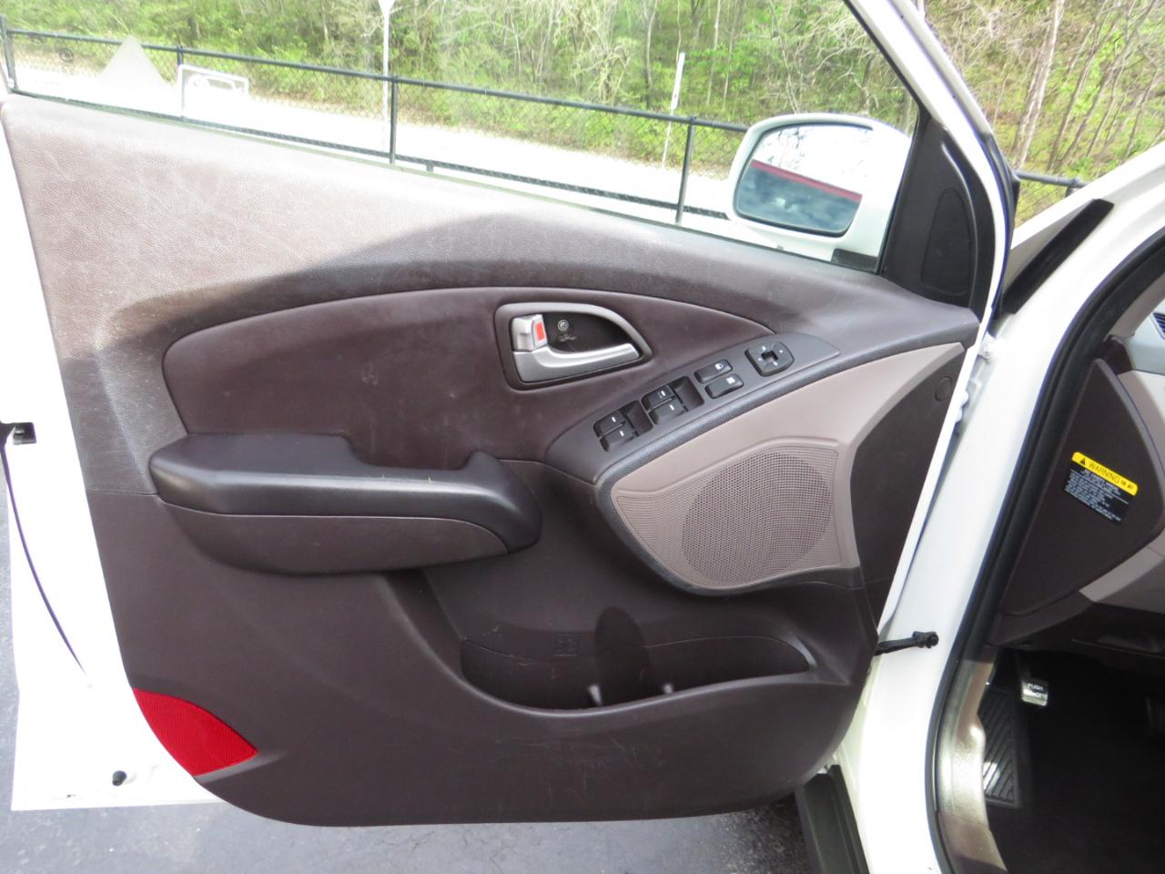 Hyundai Tucson FWD 4dr Auto GLS 2012