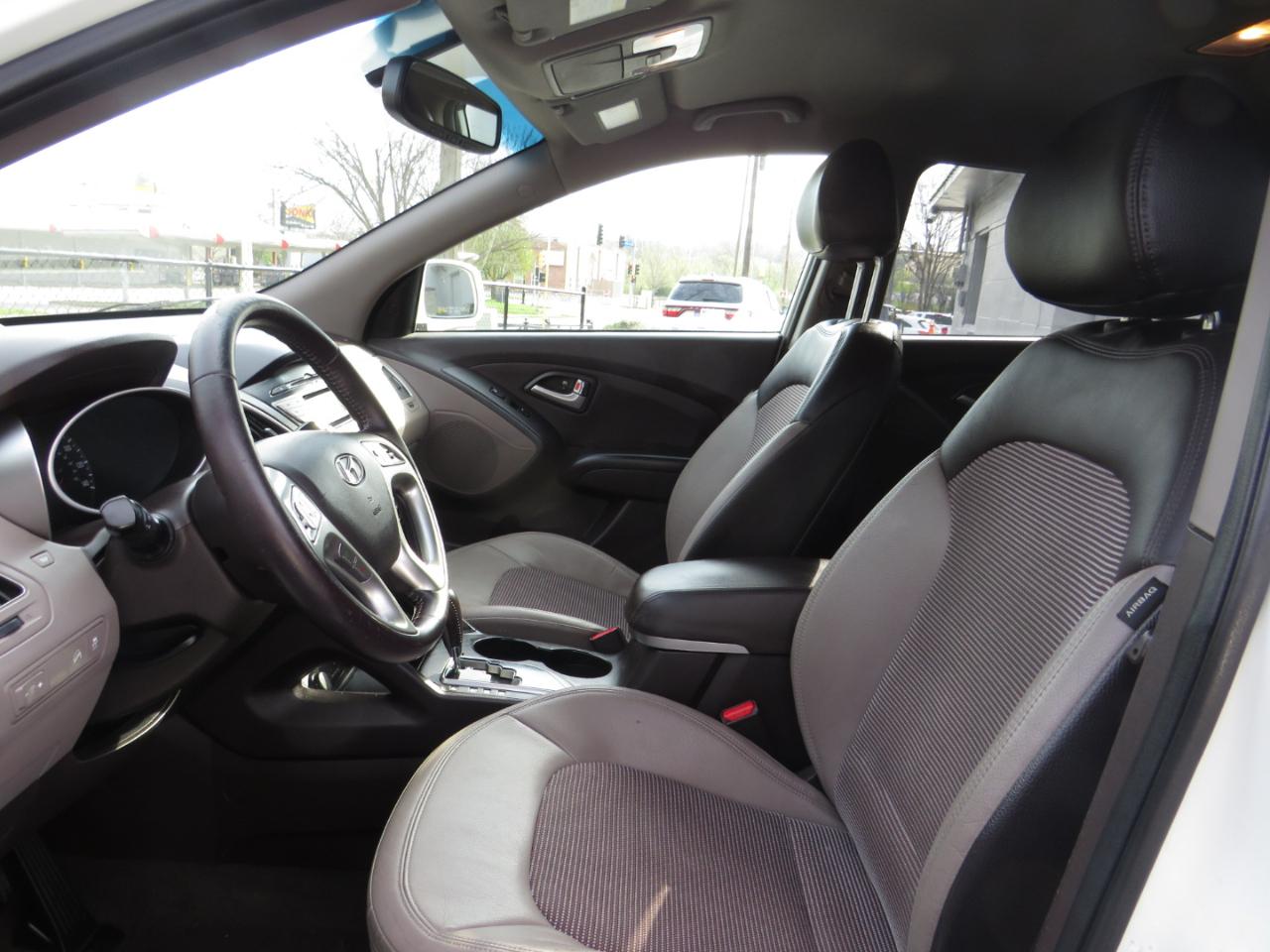 Hyundai Tucson FWD 4dr Auto GLS 2012