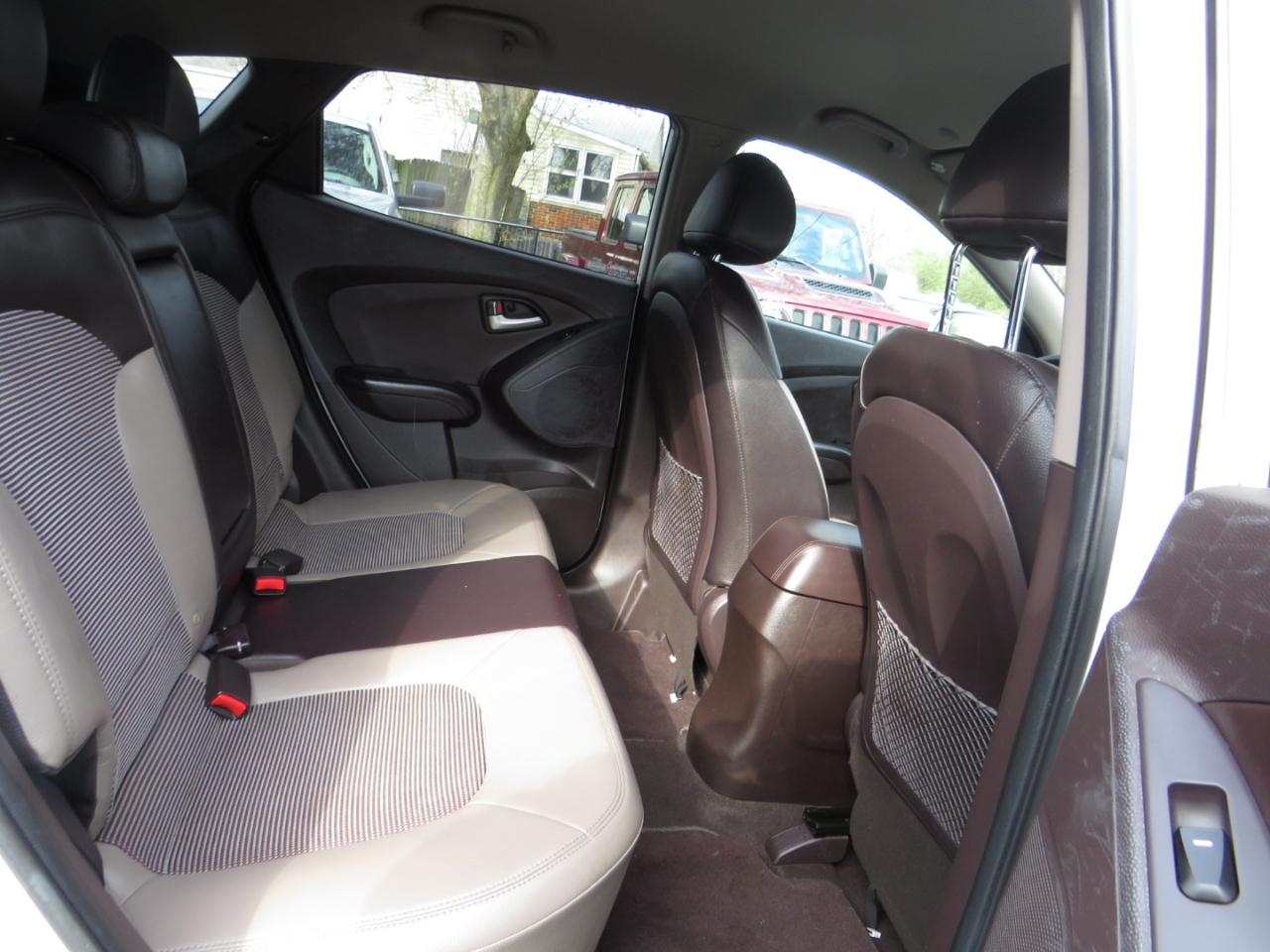 Hyundai Tucson FWD 4dr Auto GLS 2012