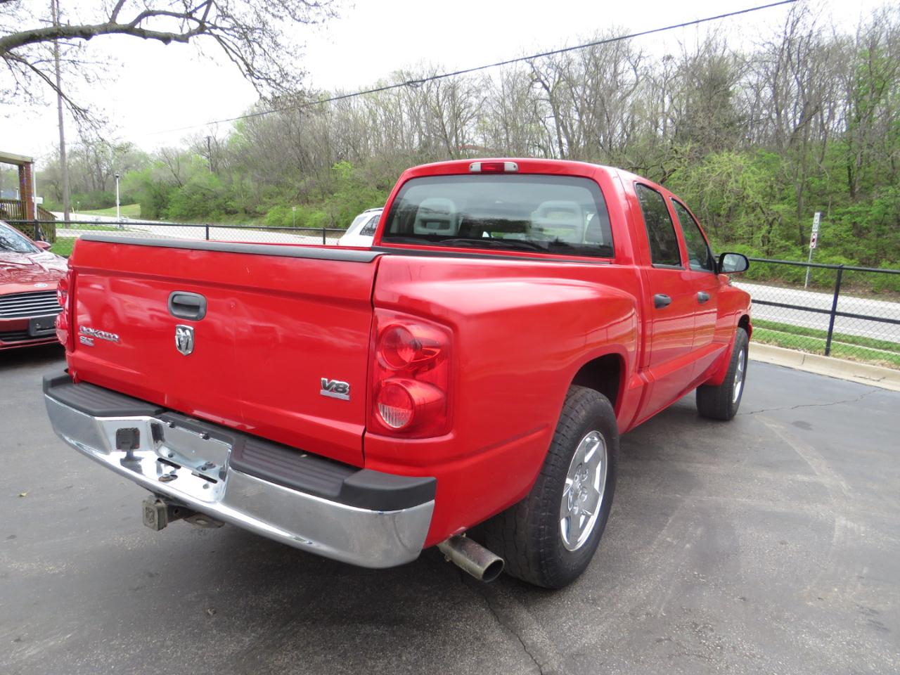 Dodge Dakota 4dr Quad Cab 131 SLT 2006