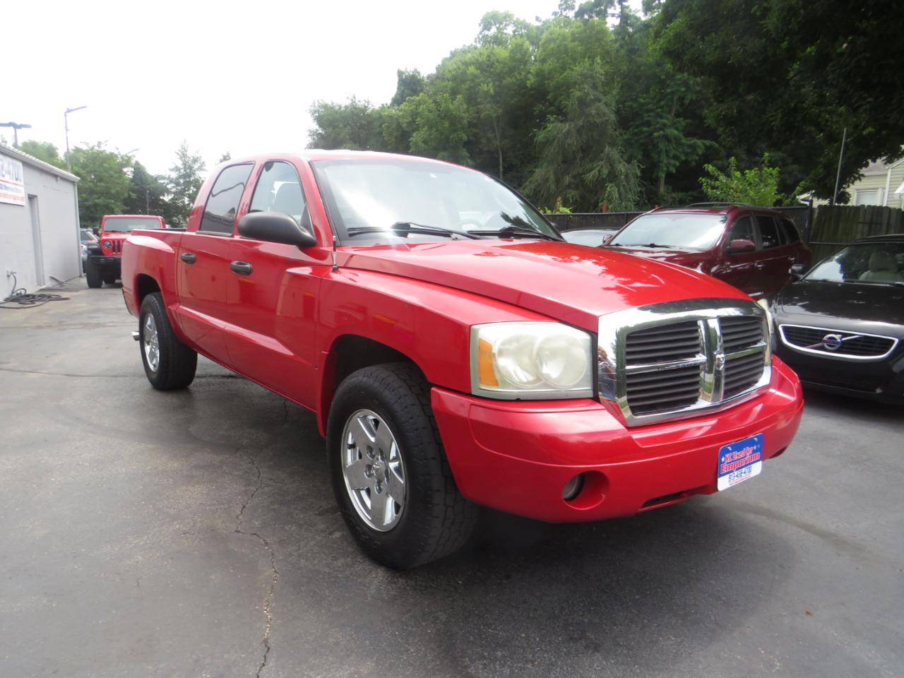 Dodge Dakota 4dr Quad Cab 131 SLT 2006