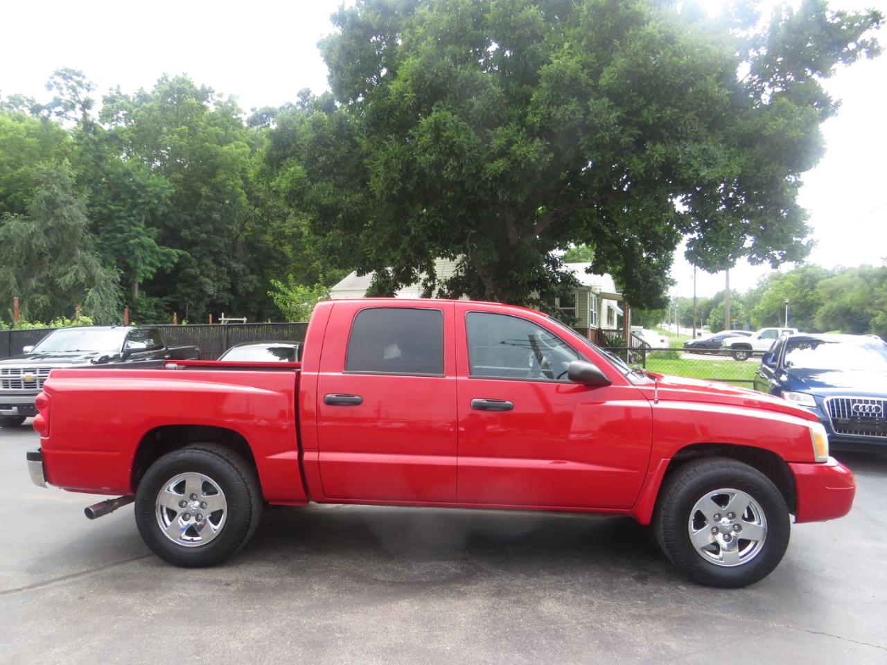 Dodge Dakota 4dr Quad Cab 131 SLT 2006