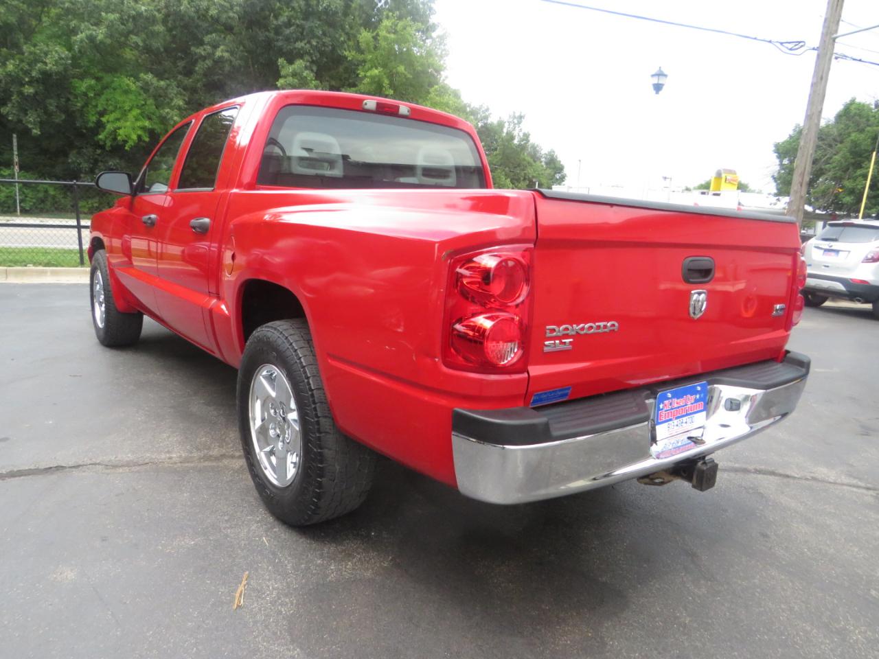 Dodge Dakota 4dr Quad Cab 131 SLT 2006