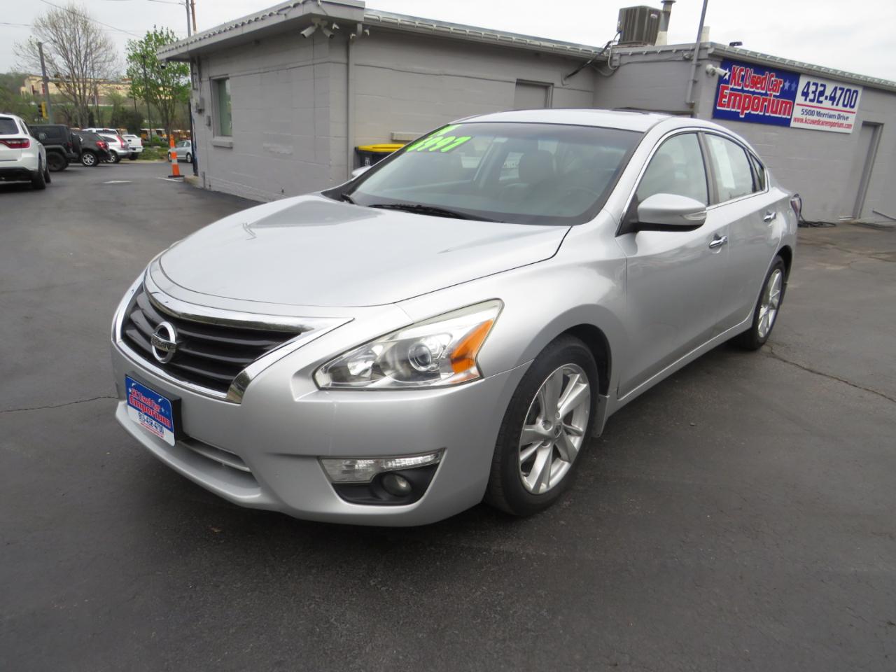 Nissan Altima 4dr Sdn I4 2.5 SL 2014