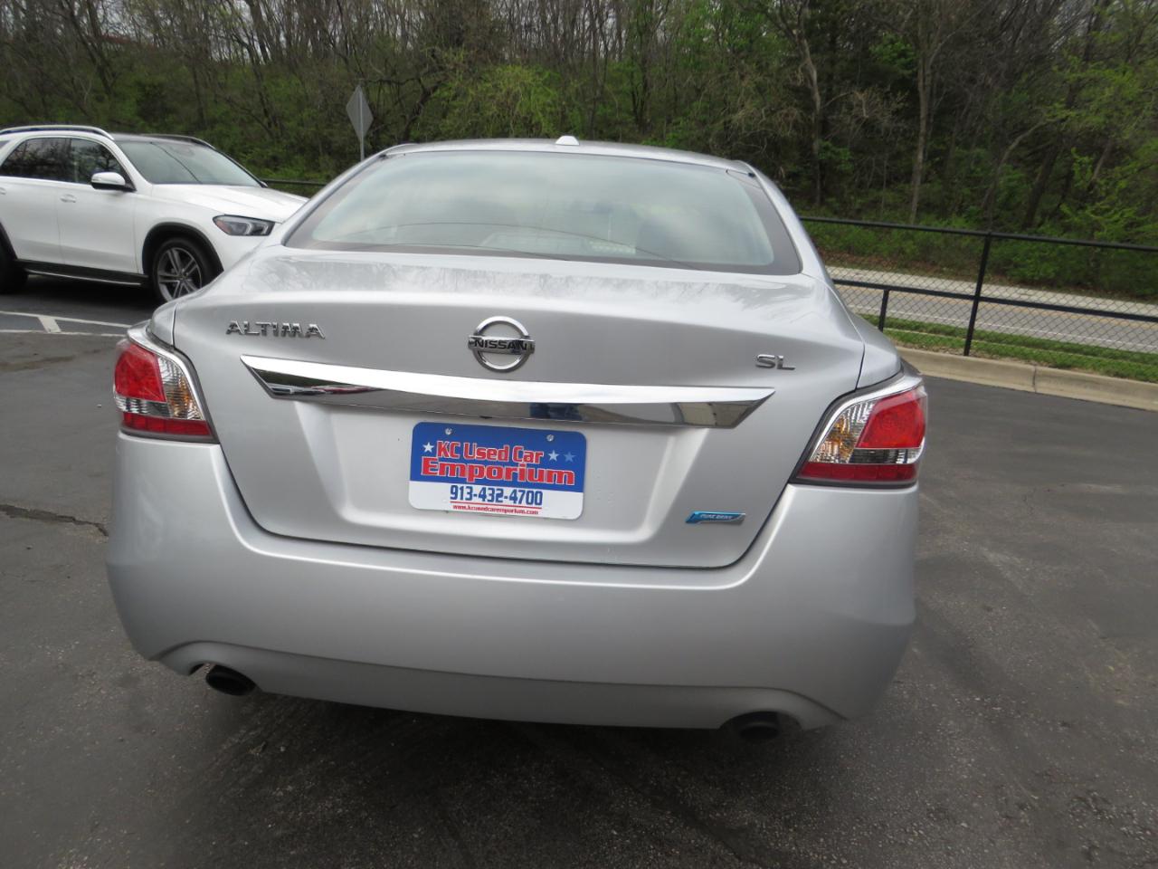 Nissan Altima 4dr Sdn I4 2.5 SL 2014