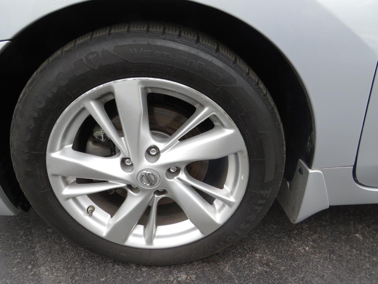 Nissan Altima 4dr Sdn I4 2.5 SL 2014