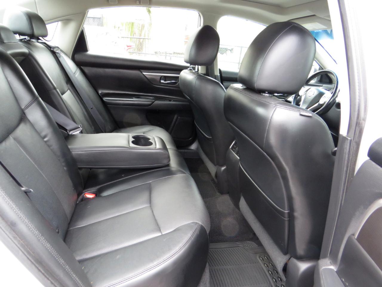 Nissan Altima 4dr Sdn I4 2.5 SL 2014